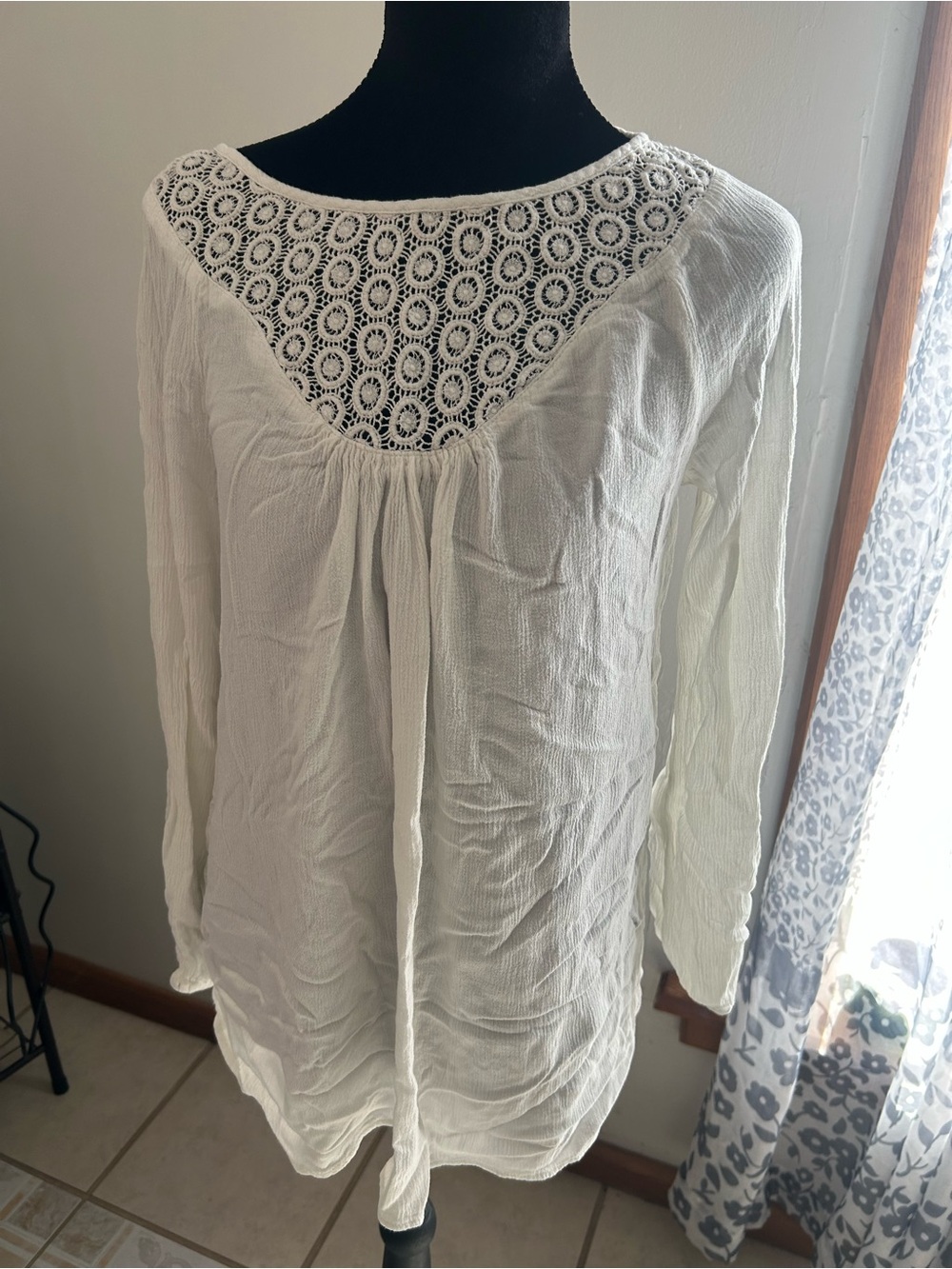 Maternity blouse by Liz Lange Maternity Cream Crochet Yoke Tunic Top